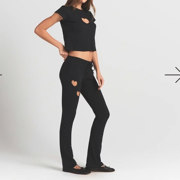 Skims Heart Cut Out Set - Picture 6 of 7